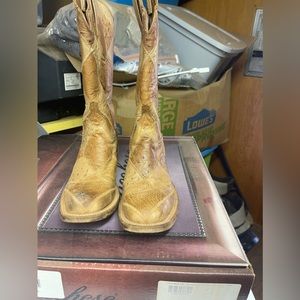 Ladies Lucchese boots